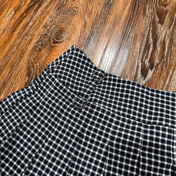 Pleated Black & White Buffalo Plaid Mini Skirt by Forever 21 Stretch Women's M - Picture 3 of 8